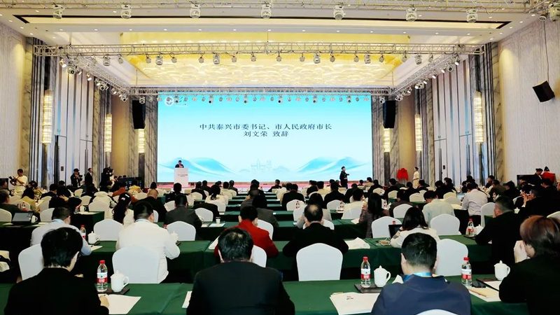 木质防腐剂与木蜡油：两者的本质区别与应用解析